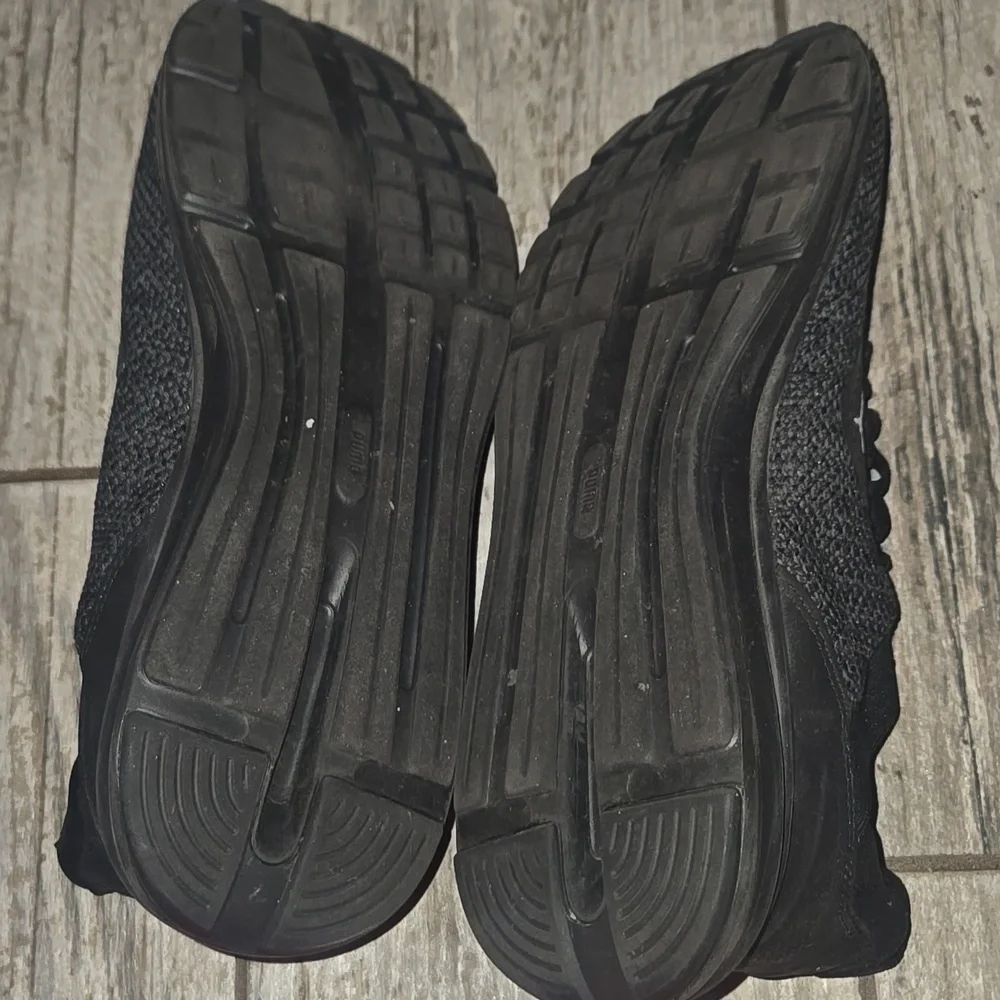 Puma Men's Black Athletic Sneakers - Picture 5 of 6